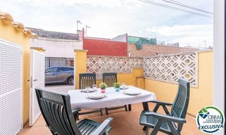 Casa adosada en venta en Empuriabrava en Castelló d´Empúries