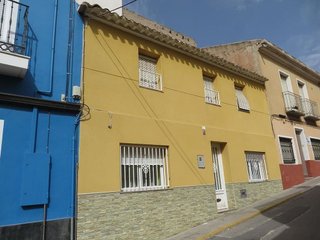 Casa adosada en venta en Sax