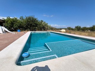 Chalet en venta en Caudete