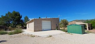 Chalet en venta en Caudete