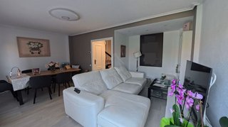 Casa adosada en venta en Lardero