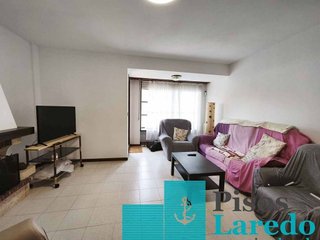Casa adosada en venta en El Puntal en Laredo