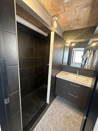 Piso en venta en Sants en Barcelona