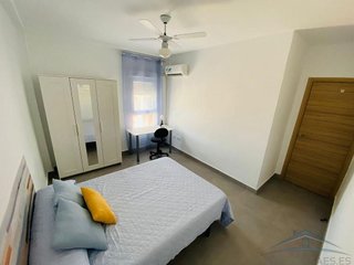 Piso en alquiler en Ciudad Jardín - Tagarete - El Zapillo en Almería
