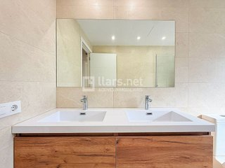 Casa adosada en venta en Centre Vila en Vilanova i La Geltrú