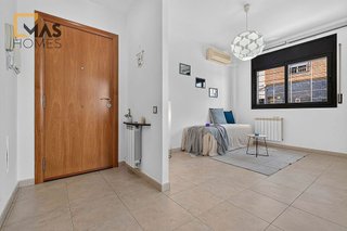 Piso en venta en Les Arenes - La Grípia  Can Montllor en Terrassa