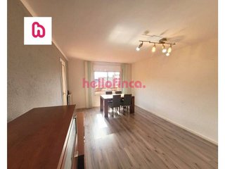 Piso en venta en Plaça Catalunya en Prat de Llobregat, El