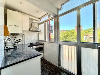 Piso en venta en Miracruz - Bidebieta en San Sebastián-Donostia