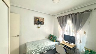 Piso en venta en Virgen del Remedio en Alicante