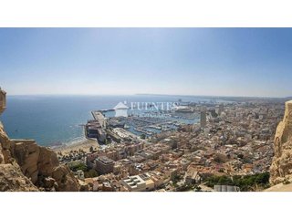 Piso en venta en Casco Antiguo - Santa Cruz en Alicante