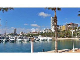 Piso en venta en Casco Antiguo - Santa Cruz en Alicante