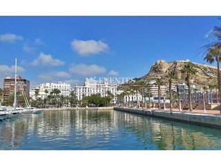 Piso en venta en Casco Antiguo - Santa Cruz en Alicante