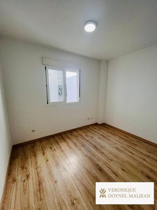 Piso en venta en Parque Victoria Eugenia en Málaga