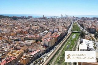 Piso en venta en Parque Victoria Eugenia en Málaga