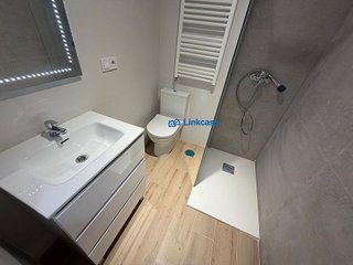 Piso en venta en Almendrales en Madrid