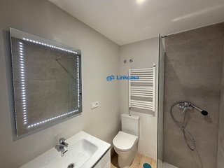 Piso en venta en Almendrales en Madrid