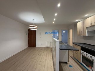Piso en venta en Almendrales en Madrid