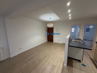Piso en venta en Almendrales en Madrid