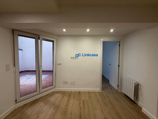 Piso en venta en Almendrales en Madrid