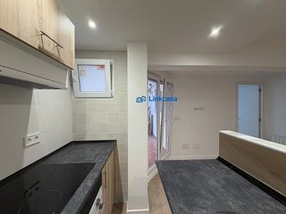Piso en venta en Almendrales en Madrid