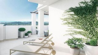 Piso en venta en Los Naranjos en Marbella