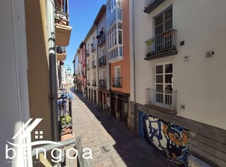 Dúplex en venta en Casco Viejo en Vitoria-Gasteiz