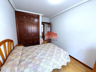 Piso en venta en Universidad en Ávila