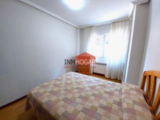 Piso en venta en Universidad en Ávila