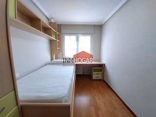 Piso en venta en Universidad en Ávila