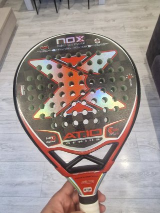 Pala Padel NOX AT10 Genius + Funda