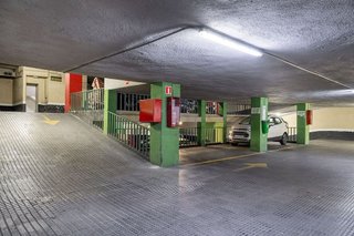 Garaje en alquiler en El Raval en Barcelona