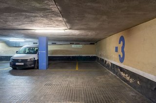 Garaje en alquiler en El Raval en Barcelona