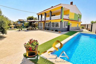 Chalet en venta en Avda. Alemania - Italia en Villarreal
