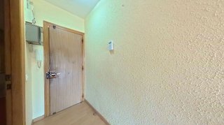 Piso en venta en Fondo en Santa Coloma de Gramanet