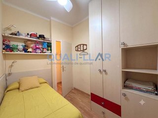 Ático en venta en Sant Antoni en Barcelona