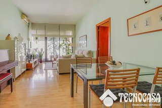 Piso en venta en El Raval en Barcelona
