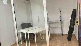 Local comercial en alquiler en Camí fondo en Valencia