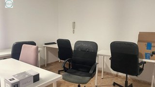 Local comercial en alquiler en Camí fondo en Valencia