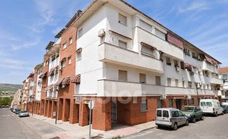 Piso en venta en El Valle en Lucena