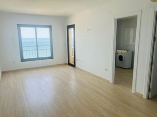 Piso en venta en Playa de los Boliches en Fuengirola