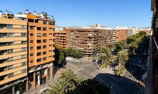 Piso en venta en Ensanche - Diputación en Alicante