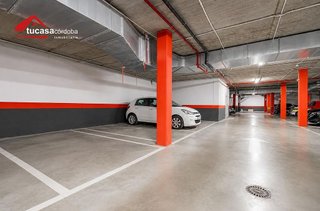 Piso en venta en Poniente-Norte - Miralbaida - Parque Azahara en Córdoba