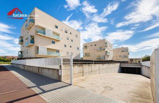 Piso en venta en Poniente-Norte - Miralbaida - Parque Azahara en Córdoba