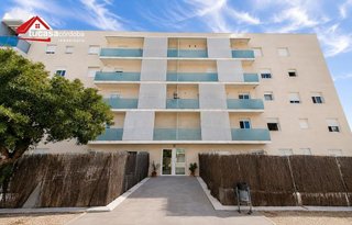 Piso en venta en Poniente-Norte - Miralbaida - Parque Azahara en Córdoba
