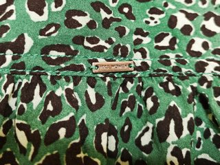 Blusa verde animal print
