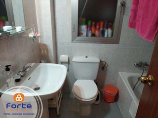 Piso en venta en Poniente-Norte - Miralbaida - Parque Azahara en Córdoba