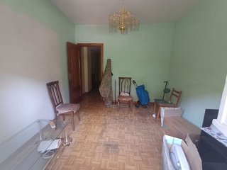 Piso en venta en Valdeacederas en Madrid