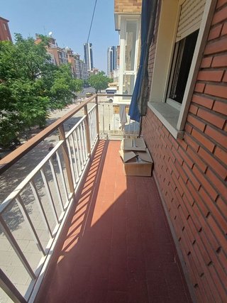 Piso en venta en Valdeacederas en Madrid