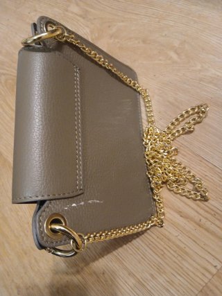 Bolso piel cadena dorada