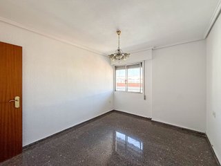 Piso en venta en Camí fondo en Valencia